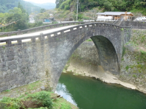 霊台橋